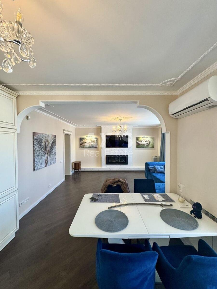 4k apartment vul. Dragomanova 173