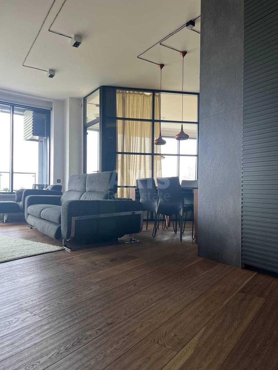 3k apartment vul. Dragomyrova Myhajla 10