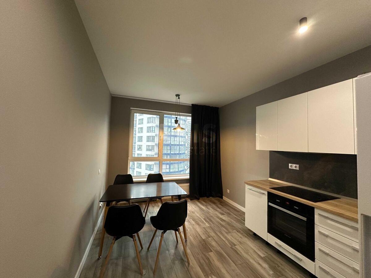 2k apartment vul. Zarichna 4/2