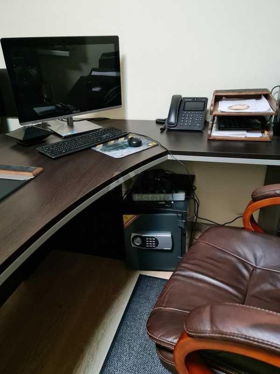 Office vul. Vil'jamsa Akademika 5А, 64m2576570