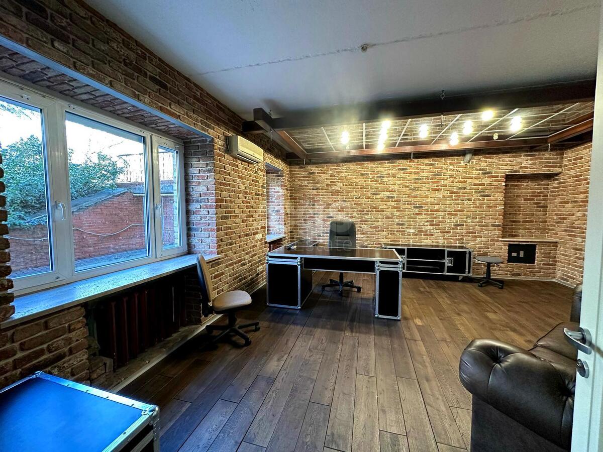 Office vul. Mykil's'ko-Botanichna 15/17, 100m259396