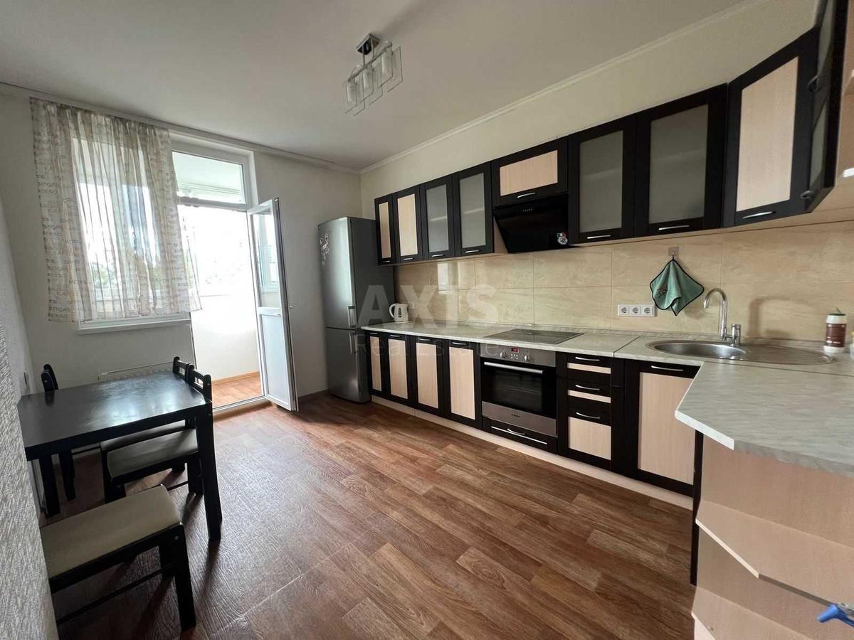 2k apartment vul. Degtjarivs'ka 25А