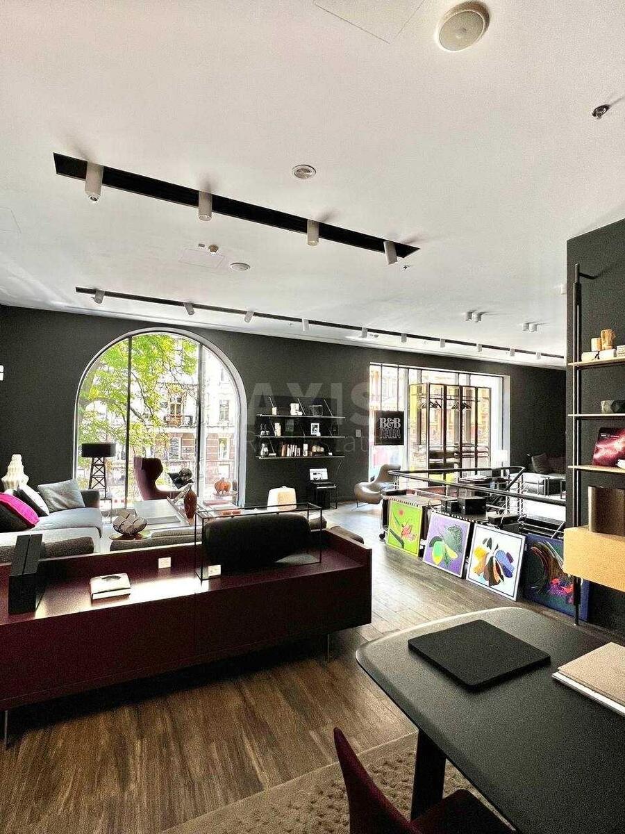 Office vul. Volodymyrs'ka 36, 257m2588530