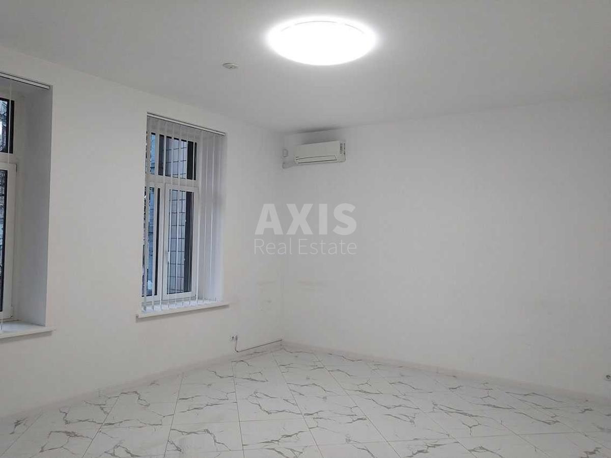 3k apartment vul. Shovkovychna 102