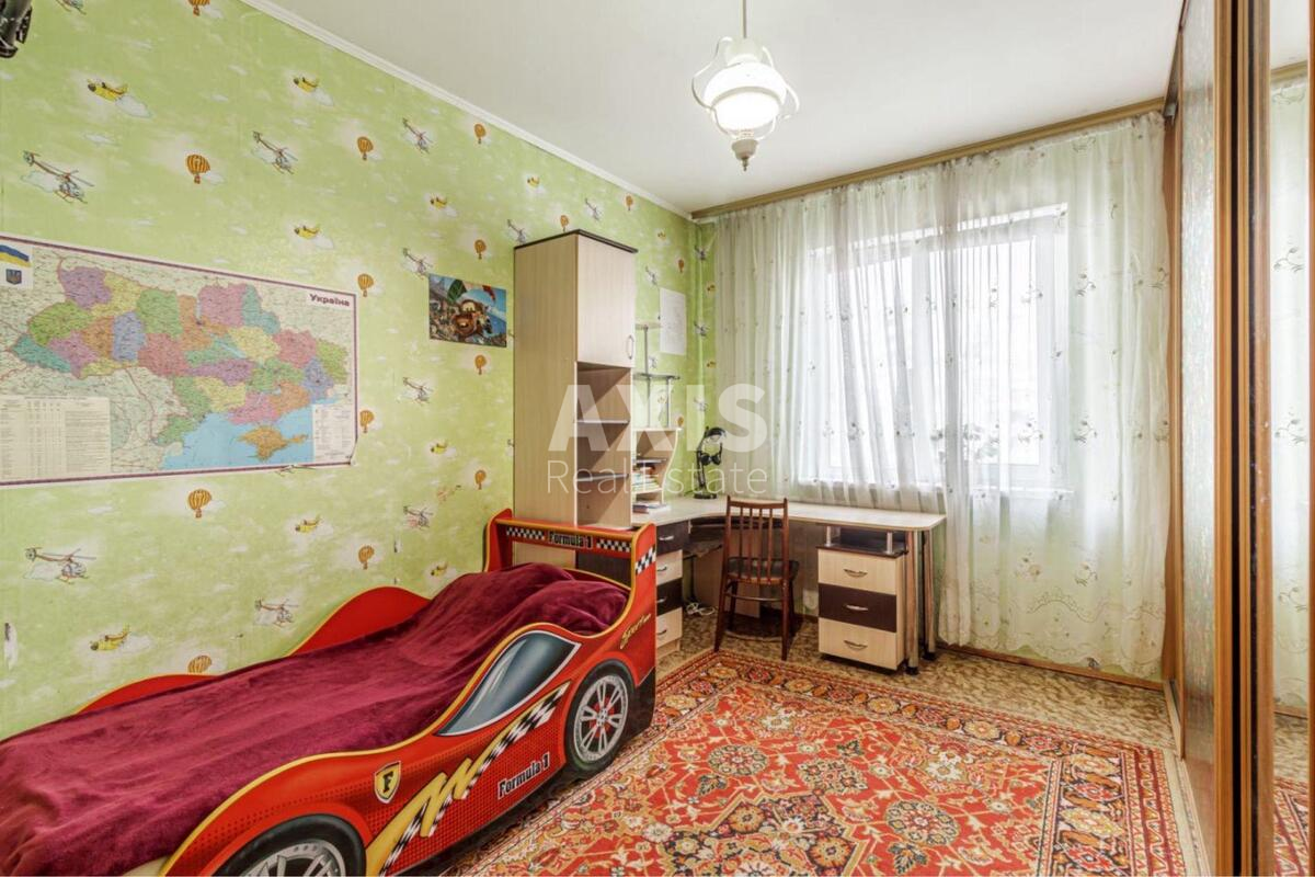 3k apartment vul. Ahmatovoi' Anny 16В580062