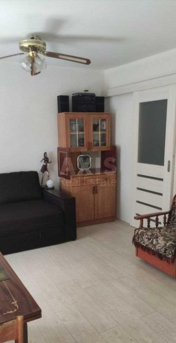 1k apartment vul. Grechka Marshala 10Б