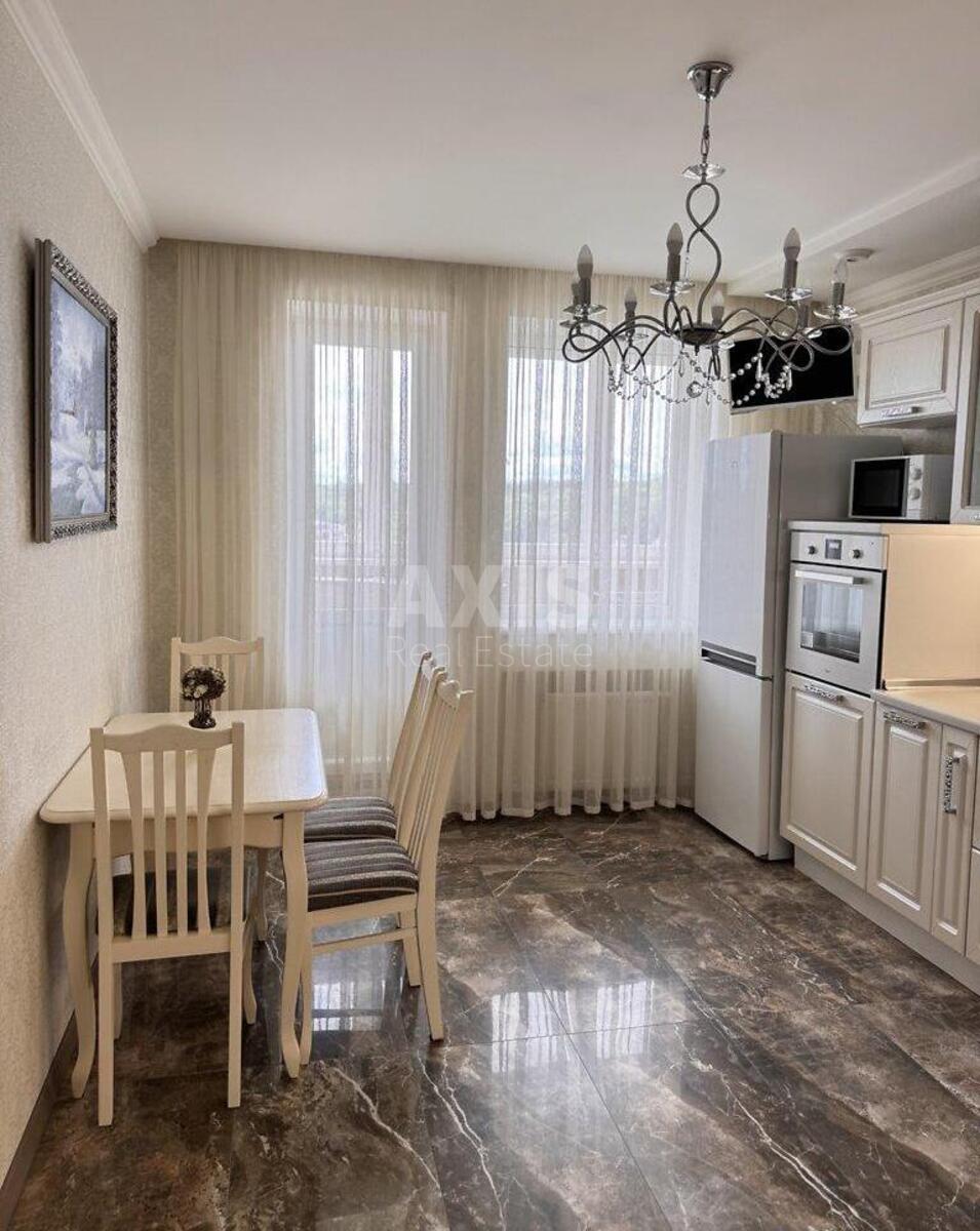 1k apartment vul. Golosii'vs'ka 13А