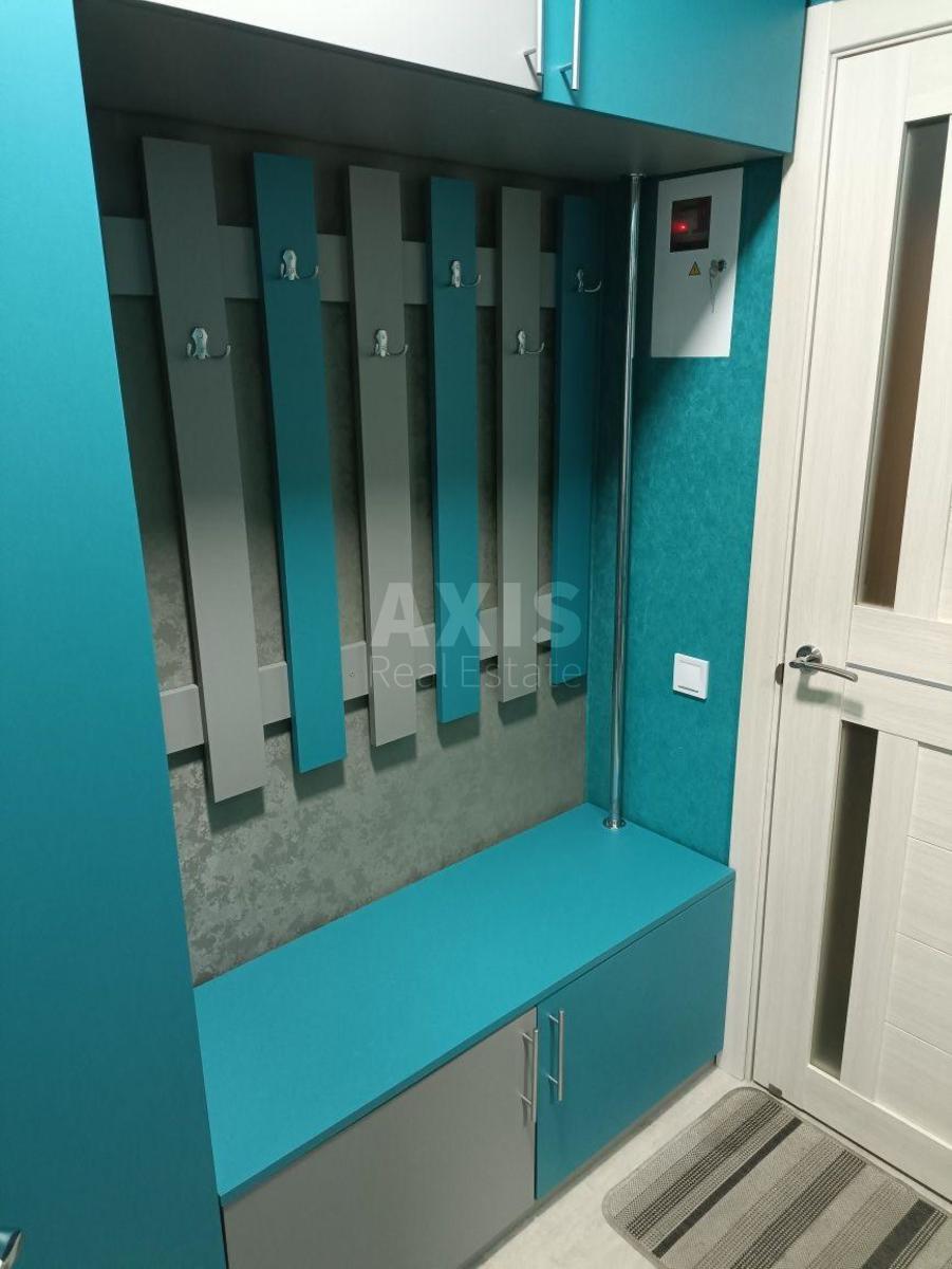1k apartment vul. Bratyslavs'ka 302