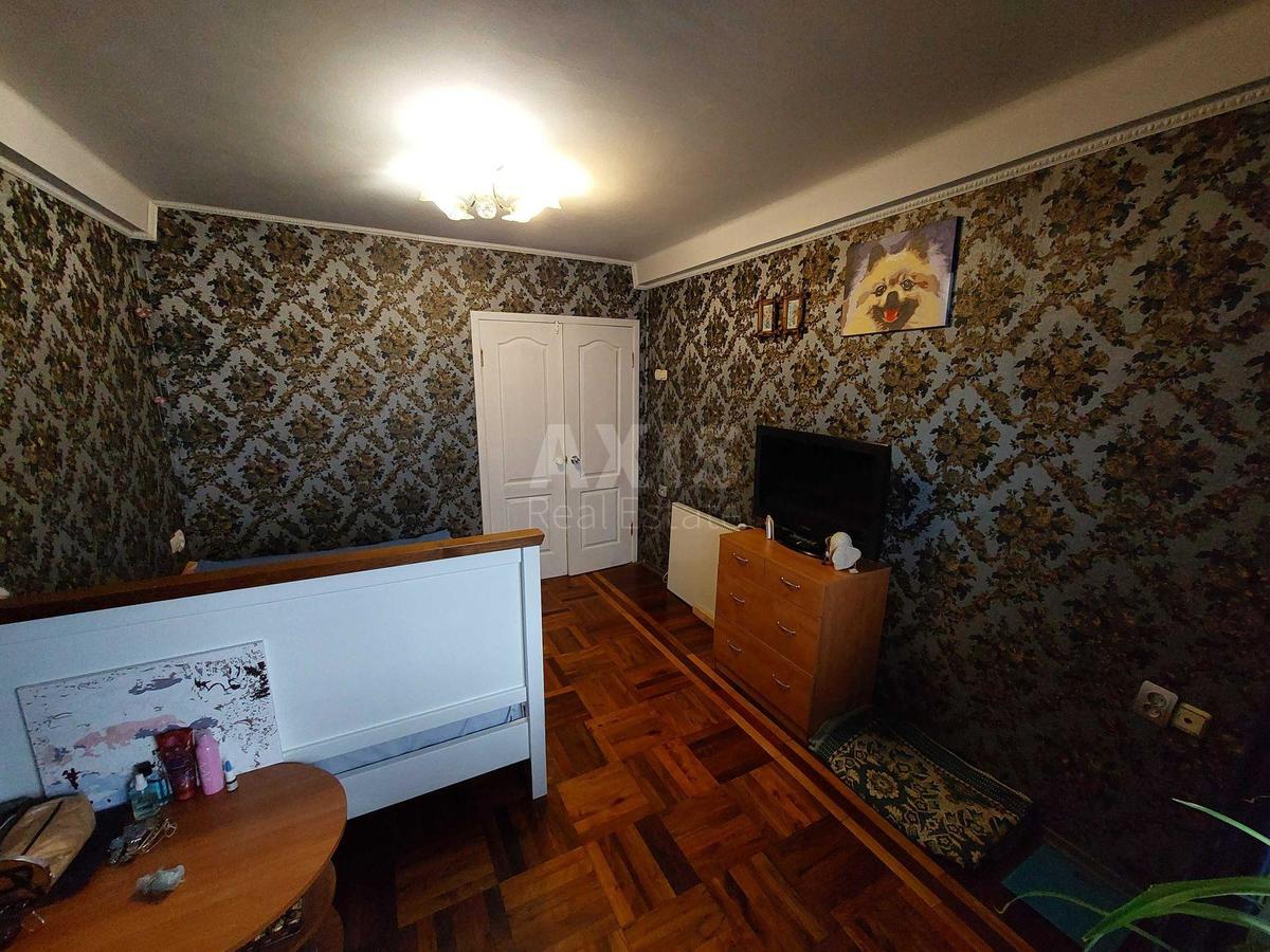 2к квартира ул. Курнатовского 1011
