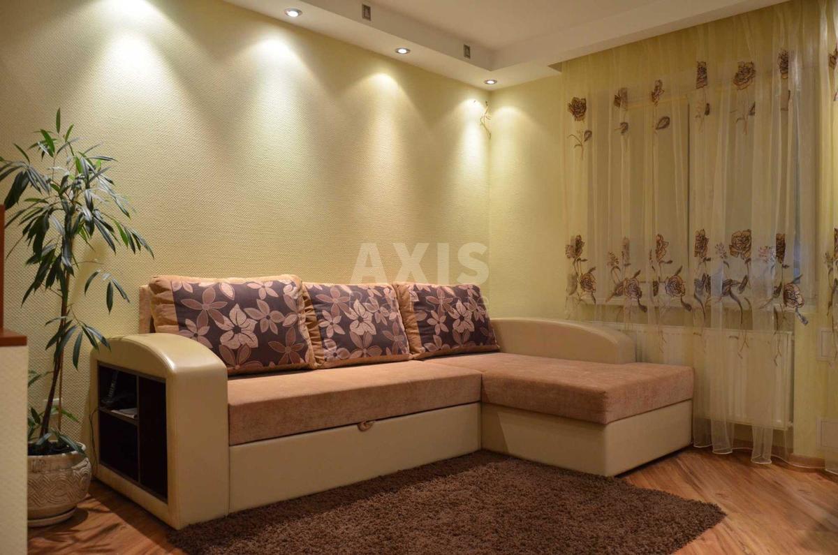2k apartment vul. Entuziastiv 7/14
