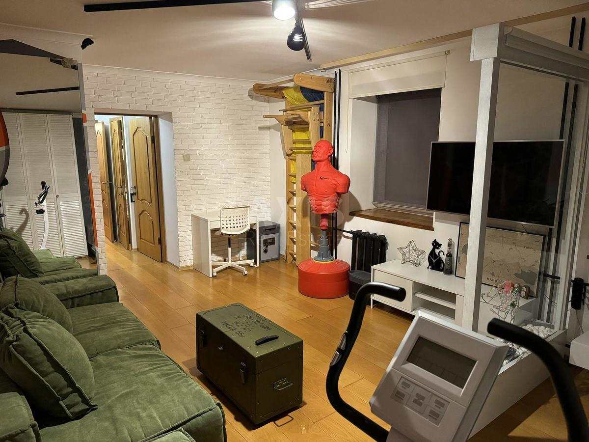 1k apartment vul. Ussurijs'ka 28