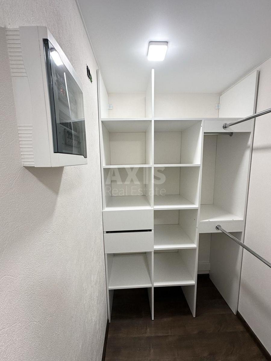 1k apartment pr-t Obolons'kyj 14А4