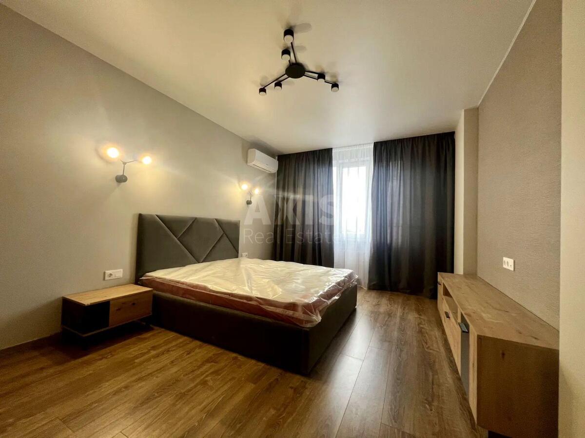 2k apartment vul. Baggovutivs'ka 17602178