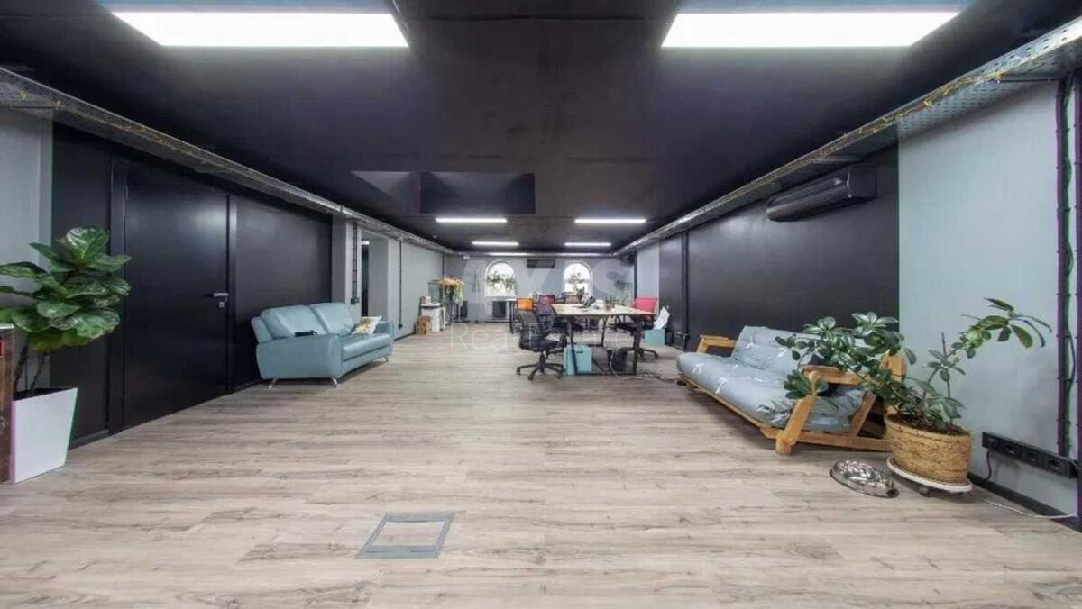 Office vul. Vozdvyzhens'ka 45, 456m25703410