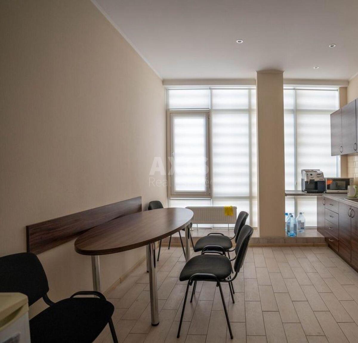 Office shose Harkivs'ke 19, 117m2613142