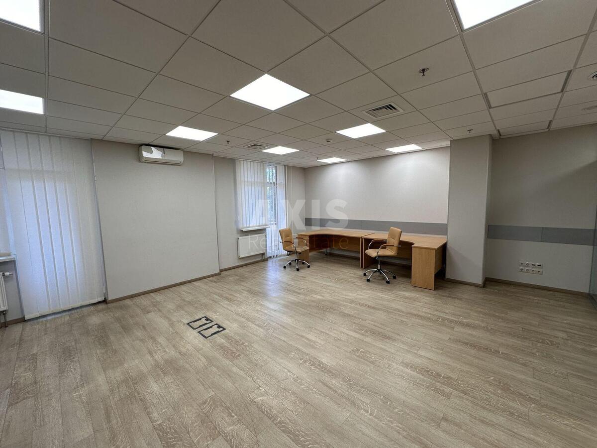 Офис ул. Василия Тютюнника 37/1, 224м261334