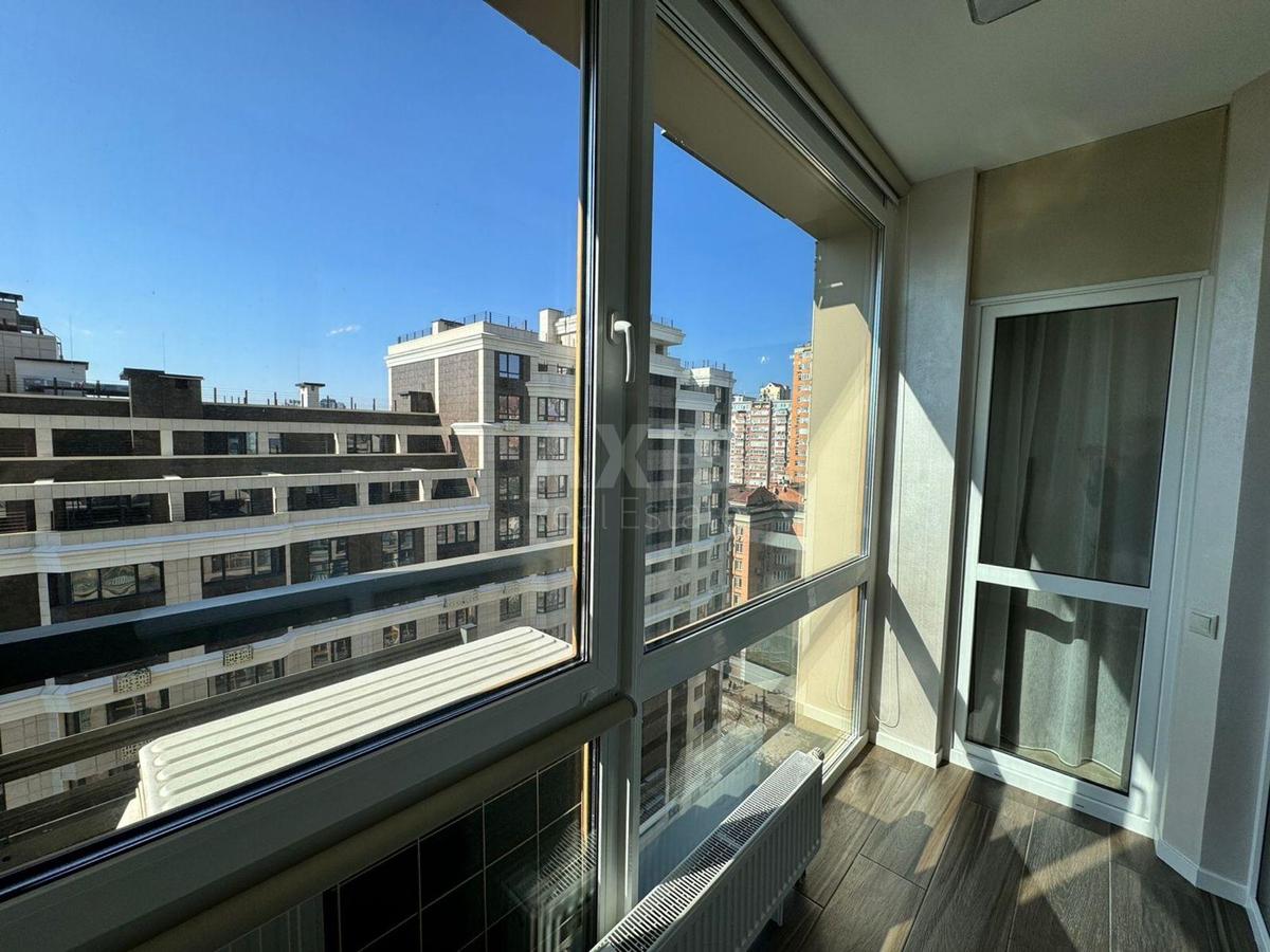 3k apartment vul. Zlatoustivs'ka 304