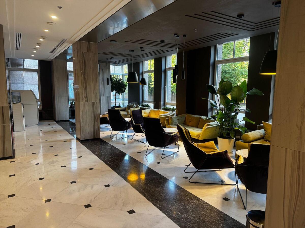 Office vul. Grushevs'kogo Myhajla 9Б, 510m2609821