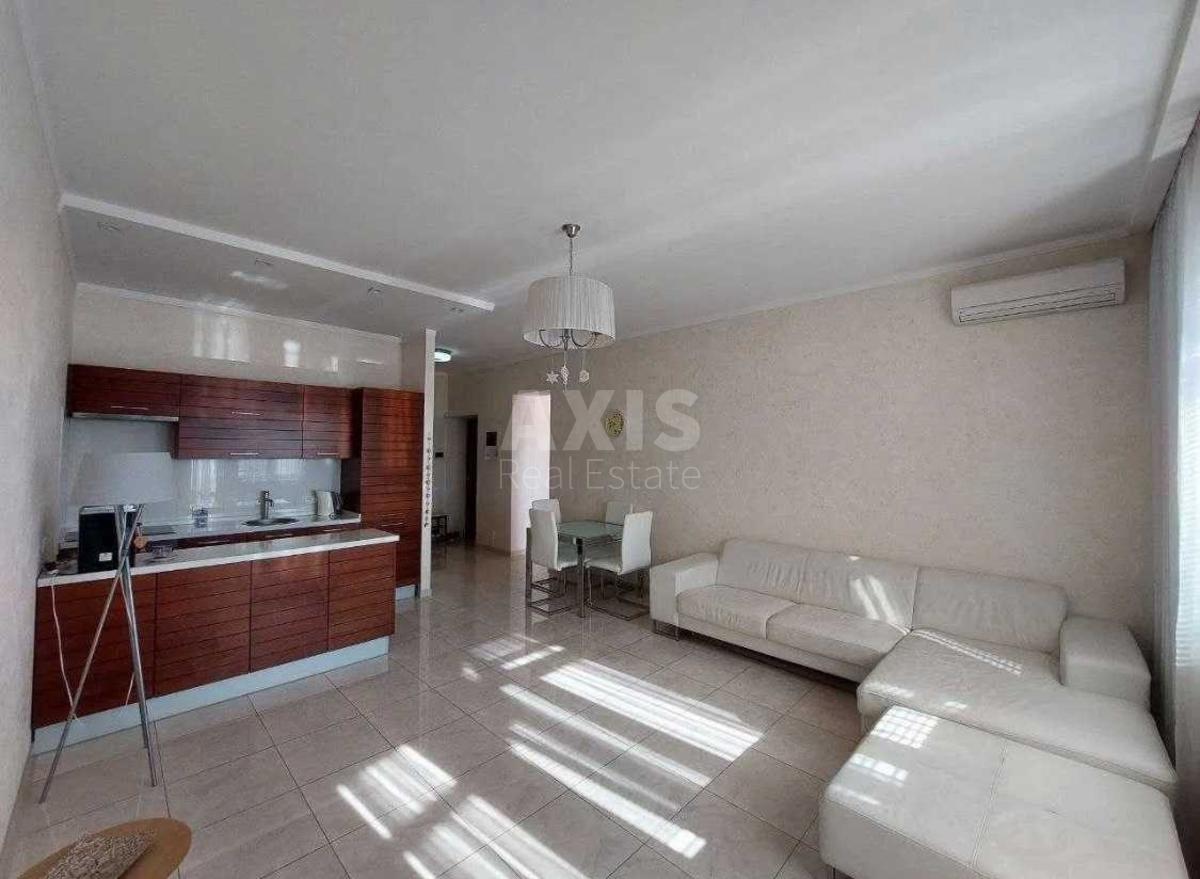 3k apartment uzv. Kudrjavs'kyj 3А4