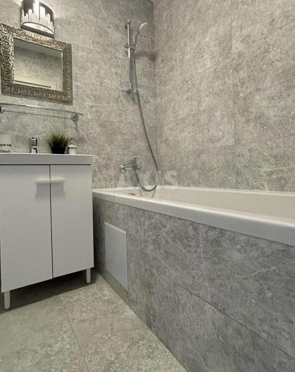 1k apartment vul. Myhajla Maksymovycha 28Е5