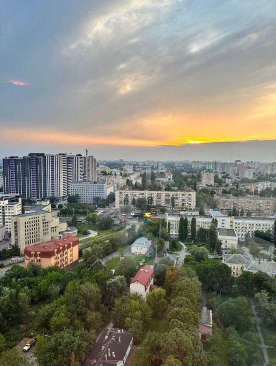 5k apartment pr-t Lobanovs'kogo 4611174