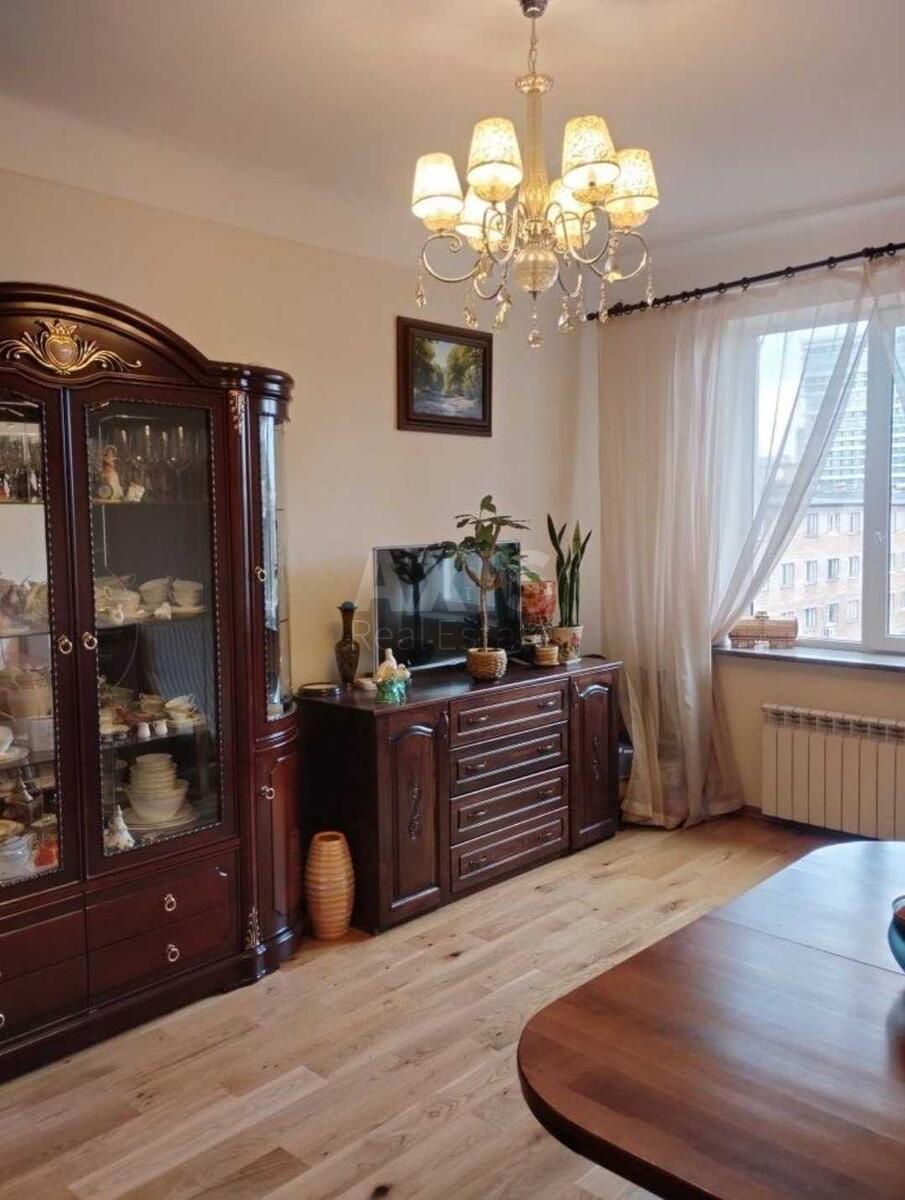2k apartment vul. Stel'maha Myhajla 156