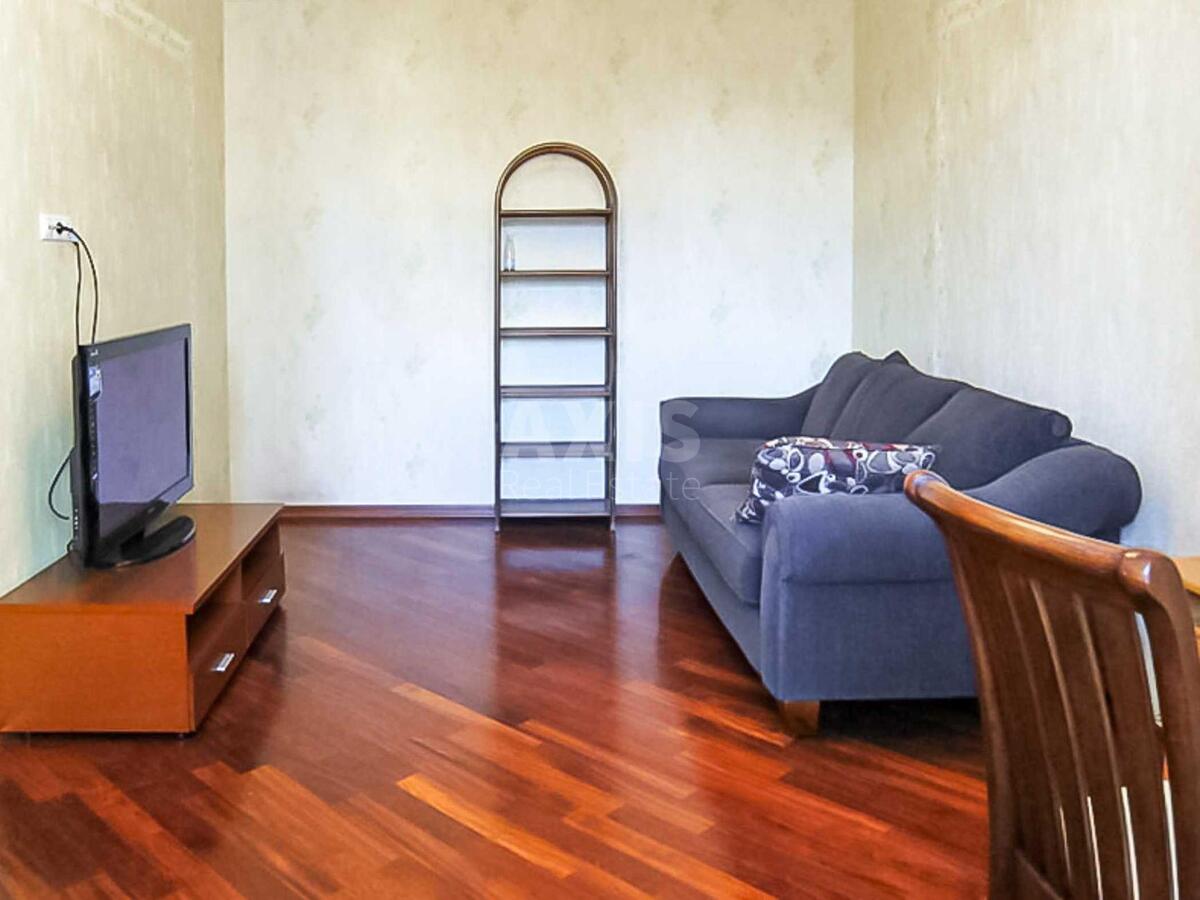 4k apartment vul. Kruglouniversytets'ka 3/53