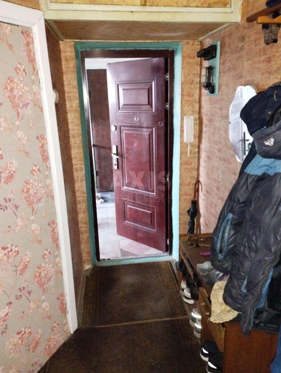 2к квартира пр-т Леся Курбаса 18Г6