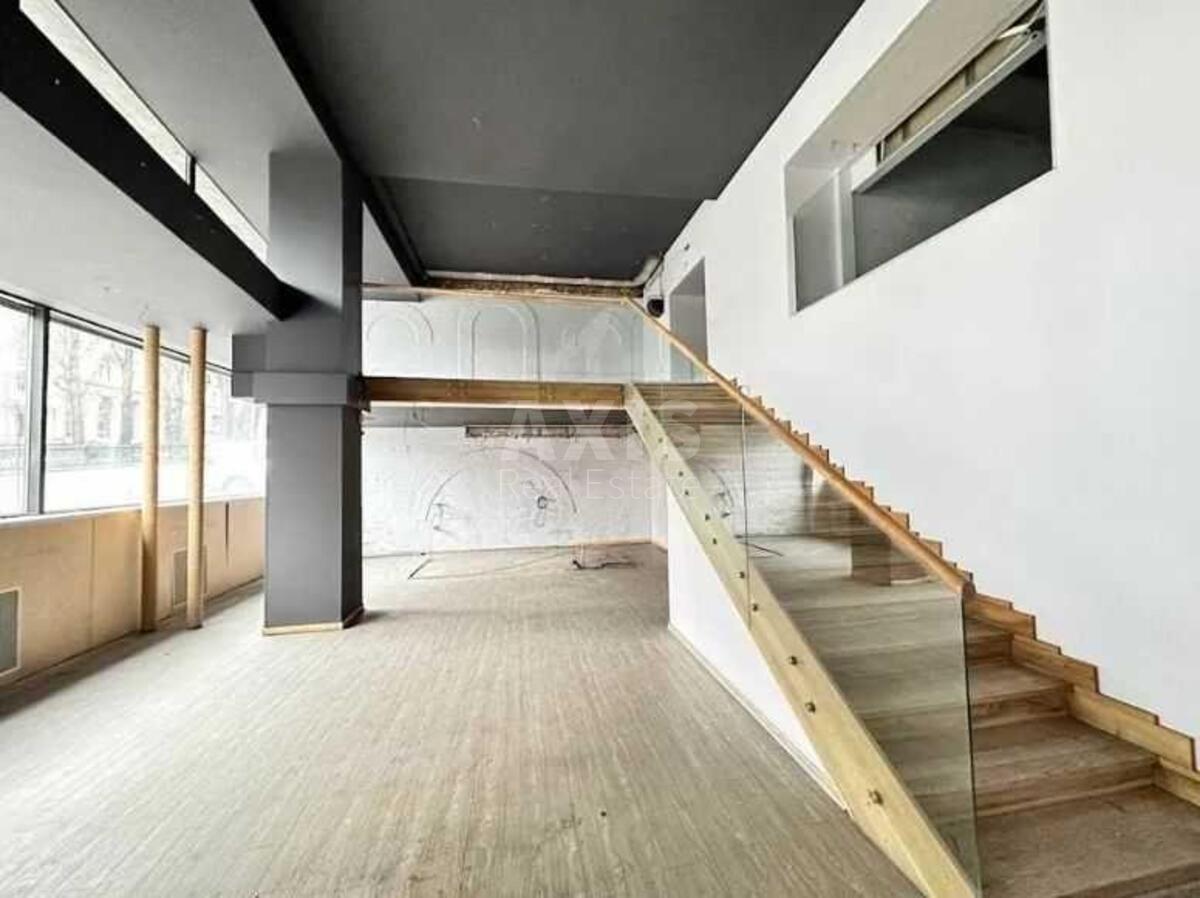 Trade object bul. Shevchenka Tarasa 2, 300m211