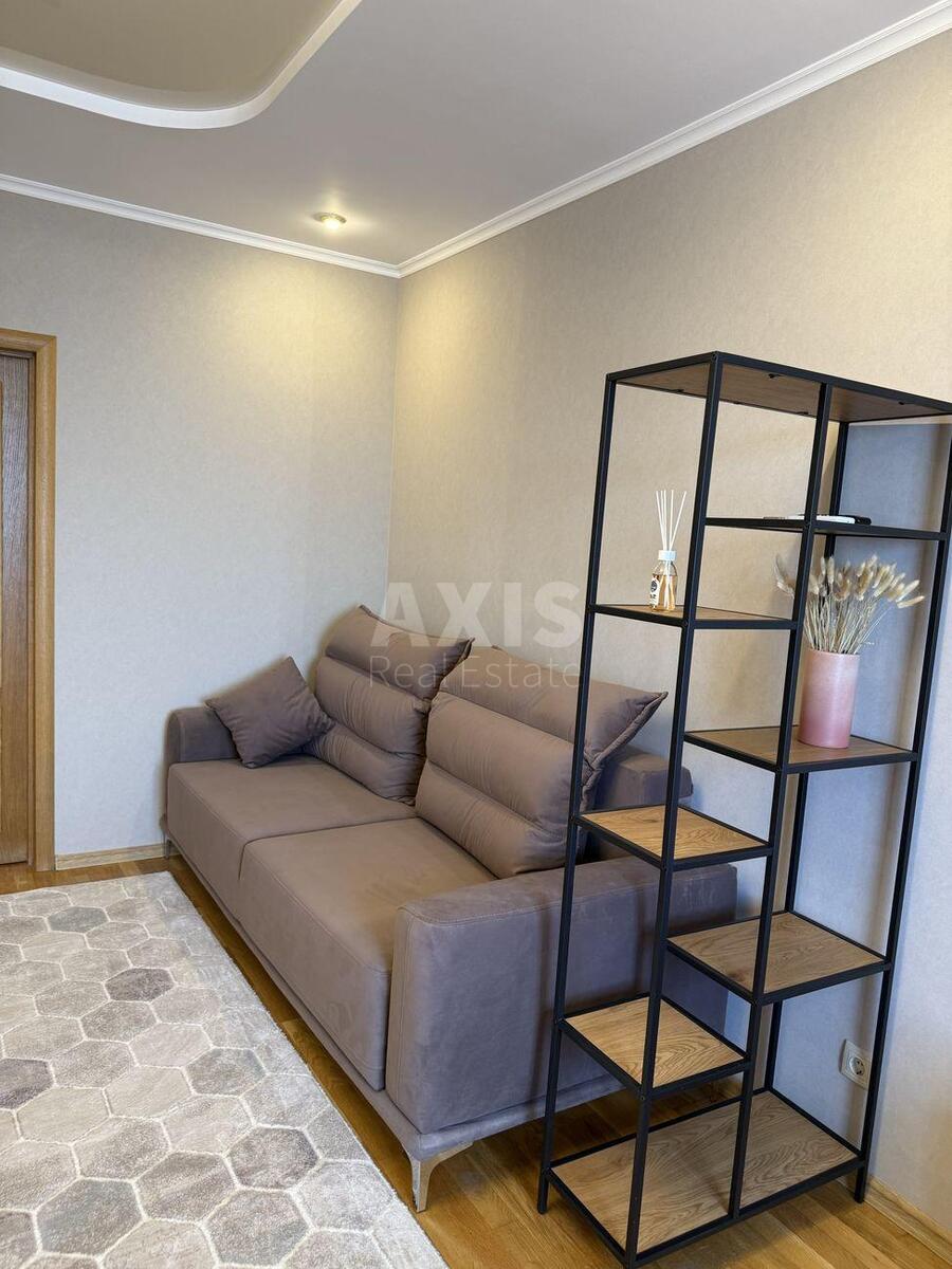 1k apartment vul. Jordans'ka 1621985