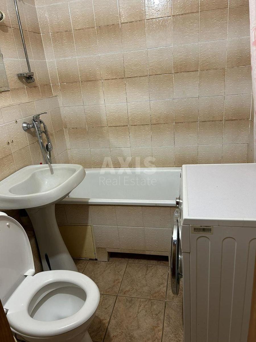 1k apartment vul. Jerevans'ka 28А3