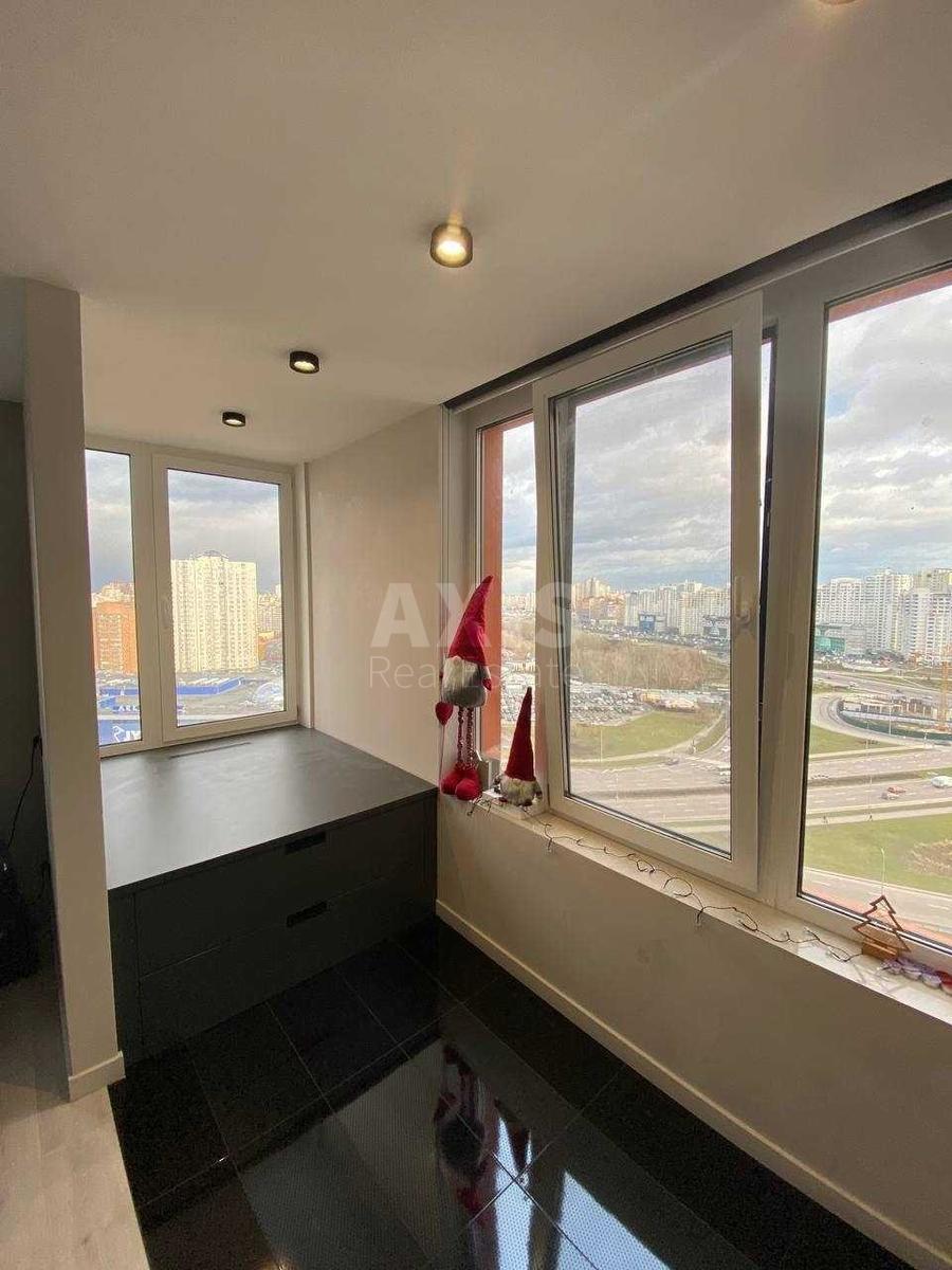 2k apartment nab. Dniprovs'ka 18А4
