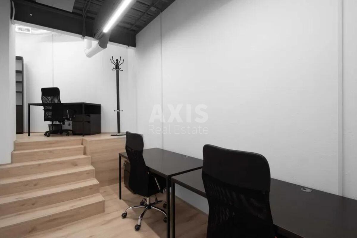 Office vul. Rustaveli Shota 11, 21m26