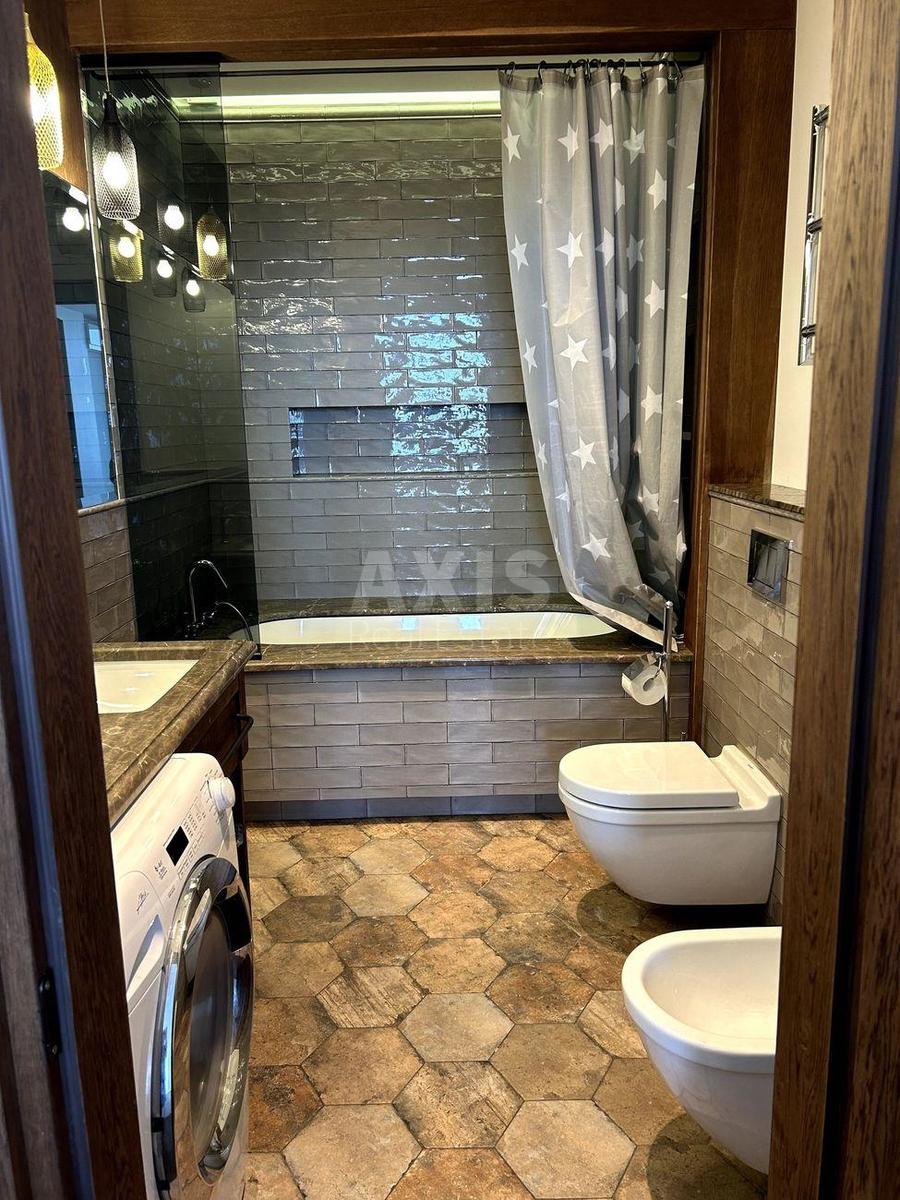 3k apartment vul. Glybochyc'ka 3211