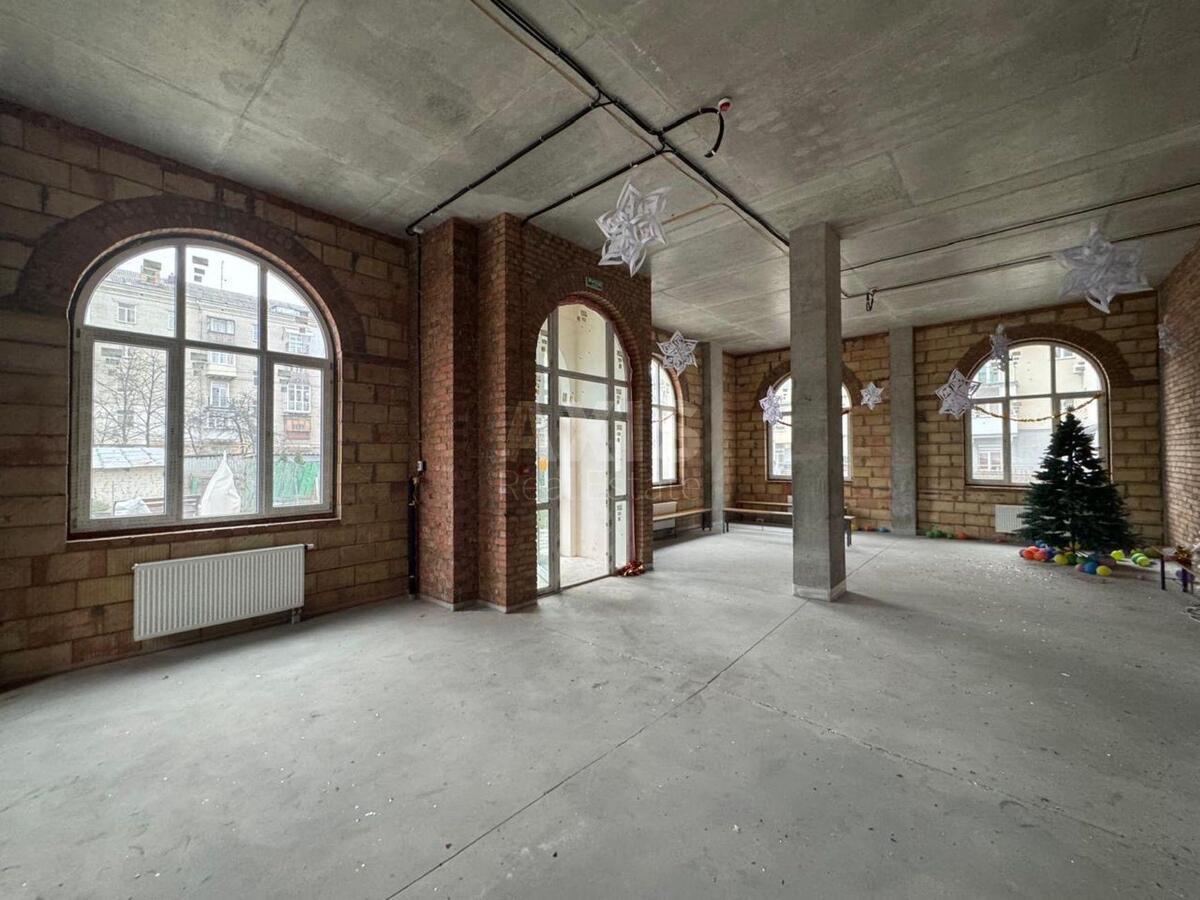 Translation missing: ru.properties.form.mart ул. Краковская 4Б, 112м2631352