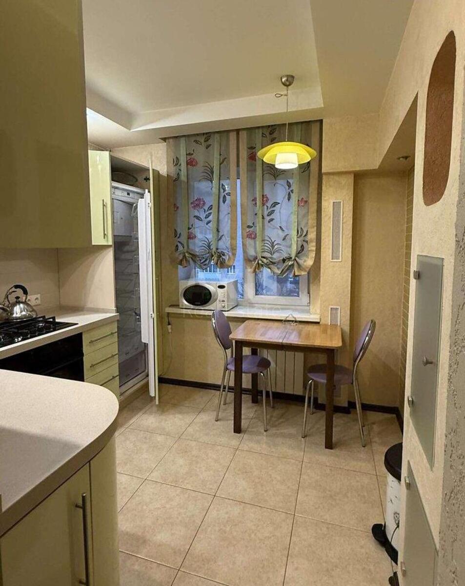 2k apartment vul. Entuziastiv 7/1633580