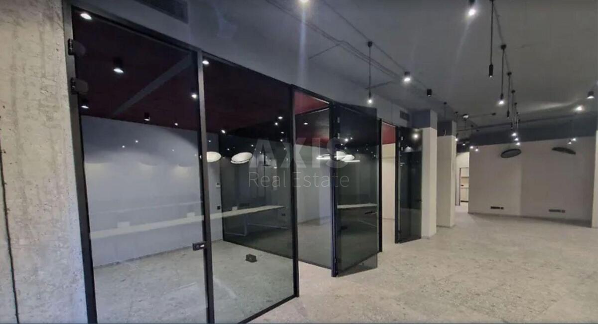 Office vul. Jevgena Konoval'cja 36Д, 253m22