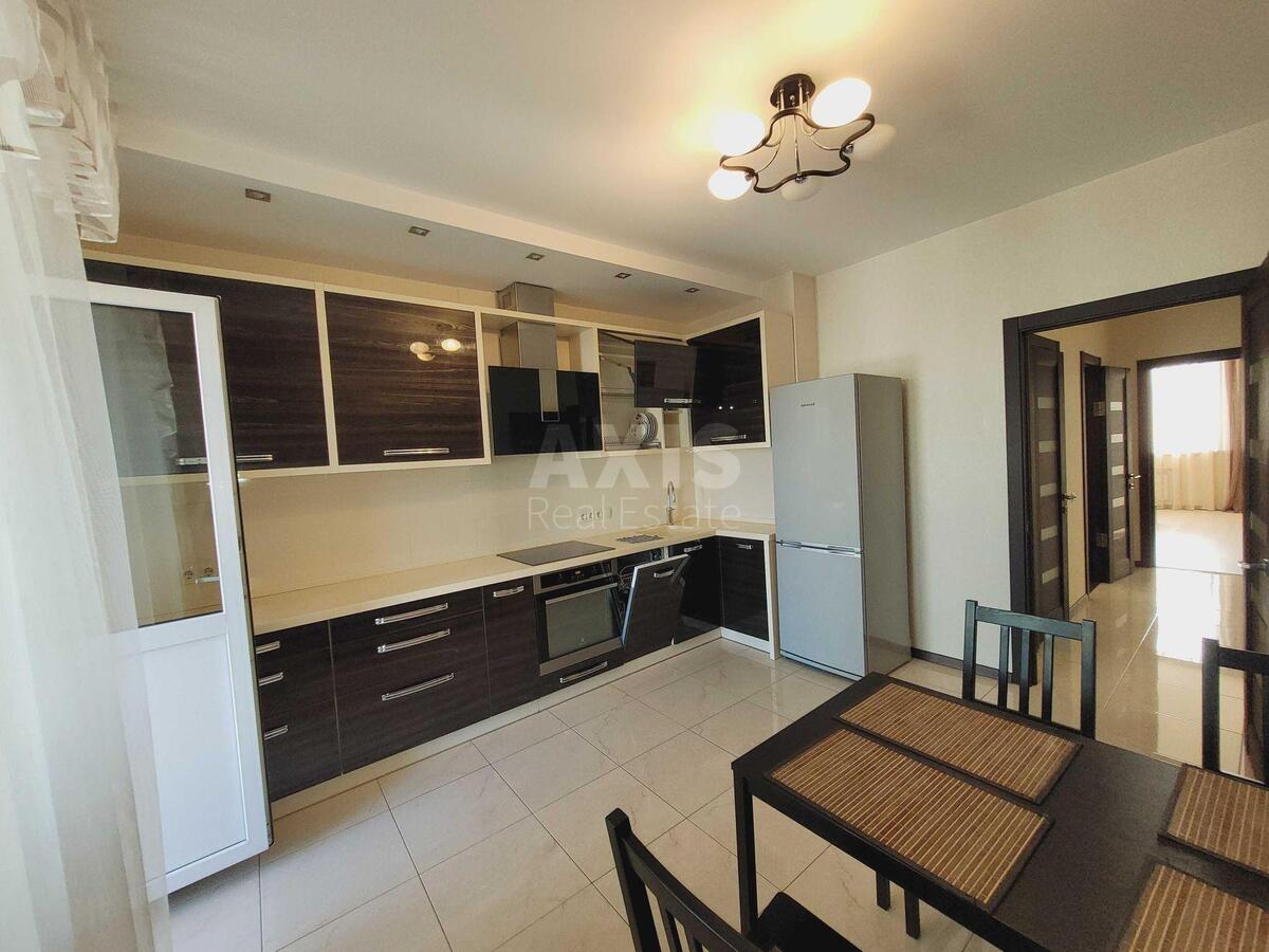 2k apartment vul. Chavdar Jelyzavety 11