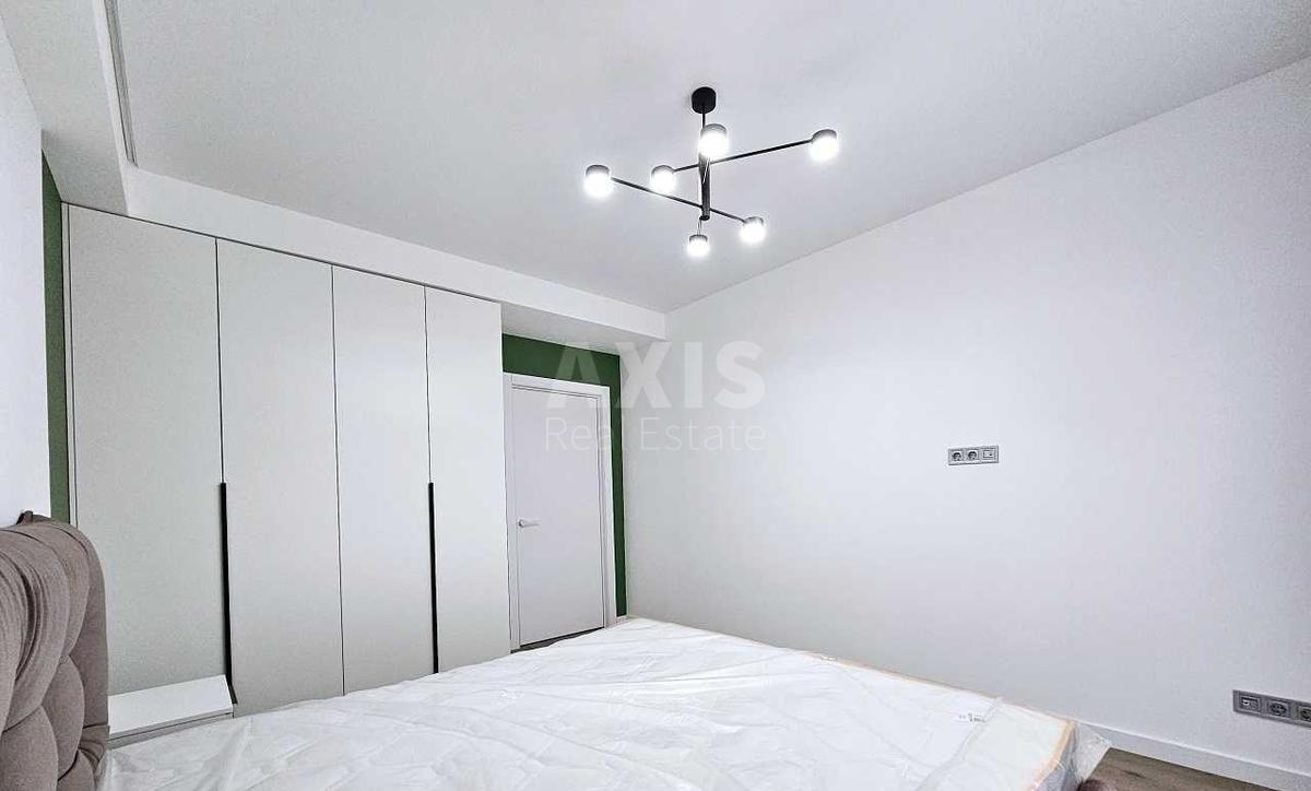 1k apartment vul. Myhajla Maksymovycha 244