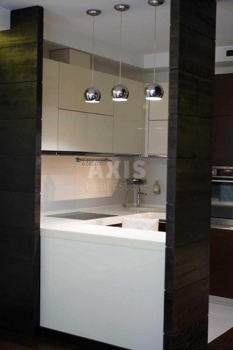 1k apartment vul. Vasylivs'ka 1