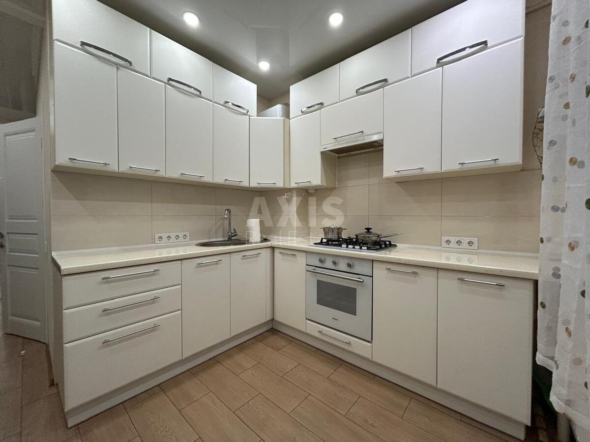 2k apartment vul. Metrologichna 109А