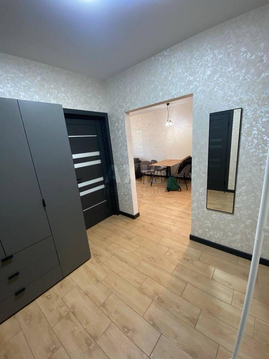 2к квартира ул. Александра Олеся 45