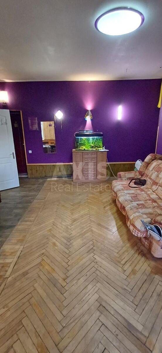 2к квартира ул. Новодарницкая 103