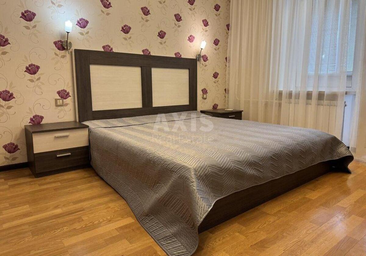 2k apartment vul. Avtozavods'ka 813