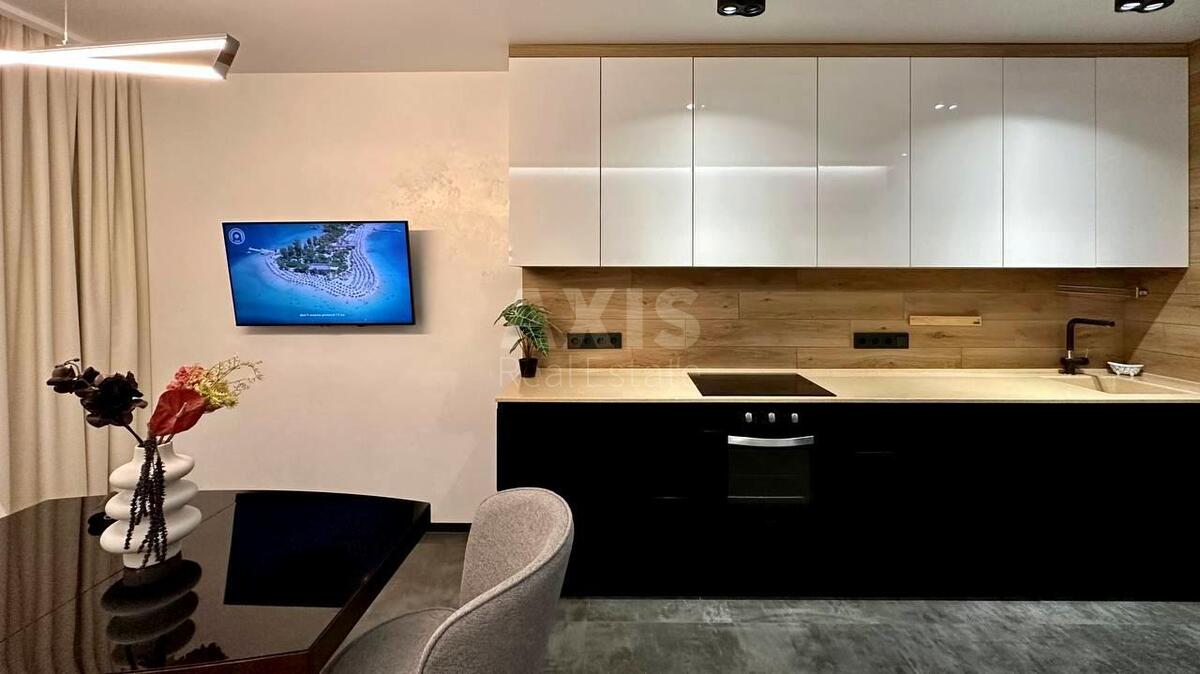 2k apartment vul. Lypkivs'kogo Vasylja Mytropolyta 16А6153513