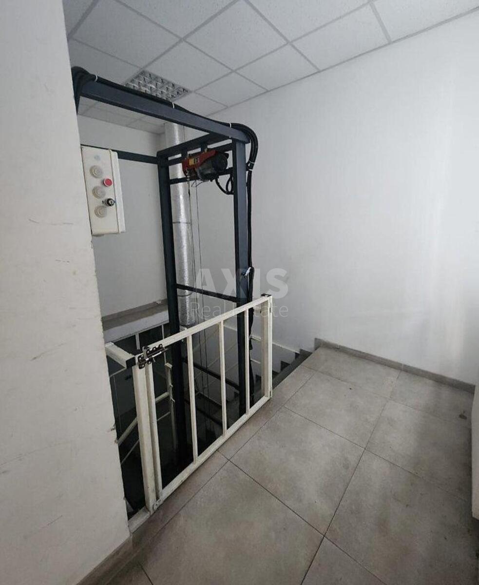 Trade object vul. Praz'ka 31, 180m2562354
