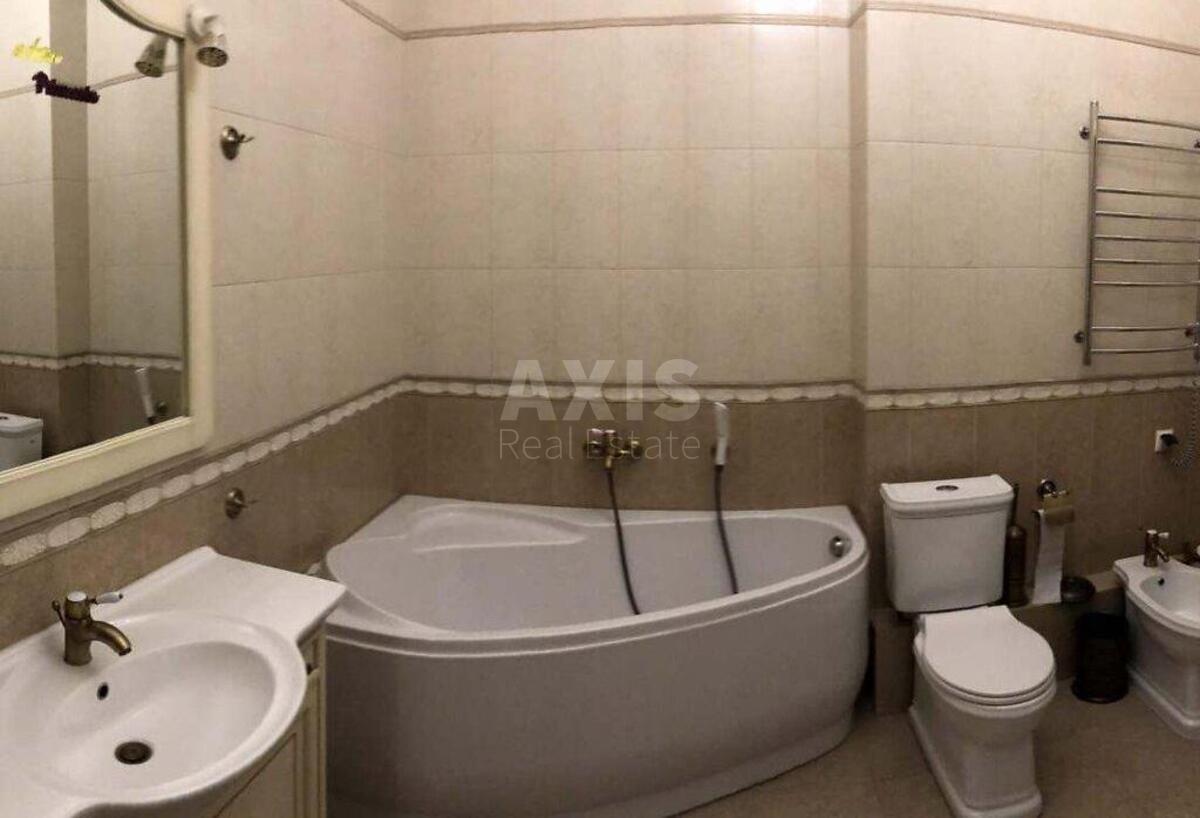 6k apartment uzv. Krutyj 53