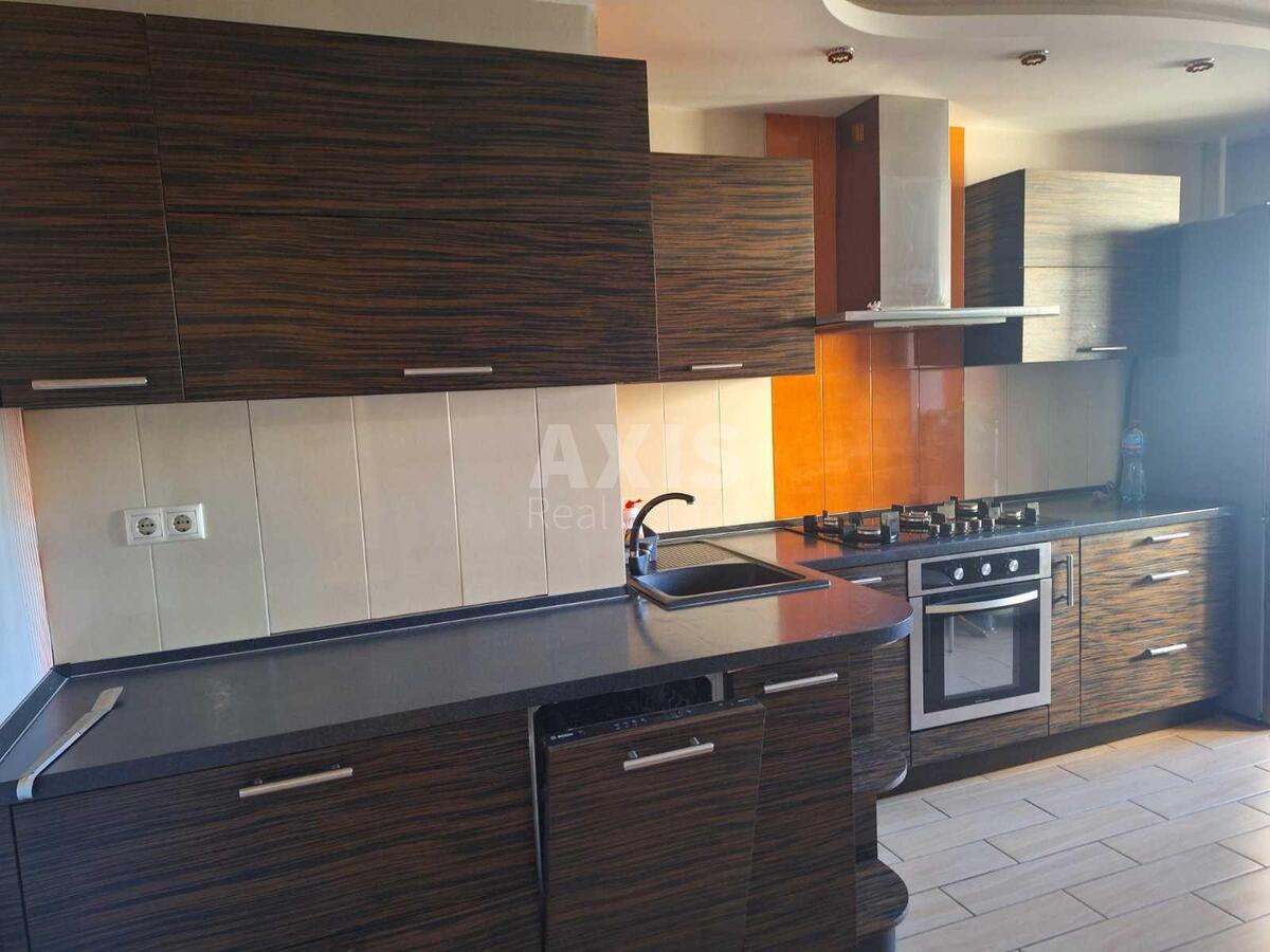 3k apartment vul. Puljuja Ivana 162559