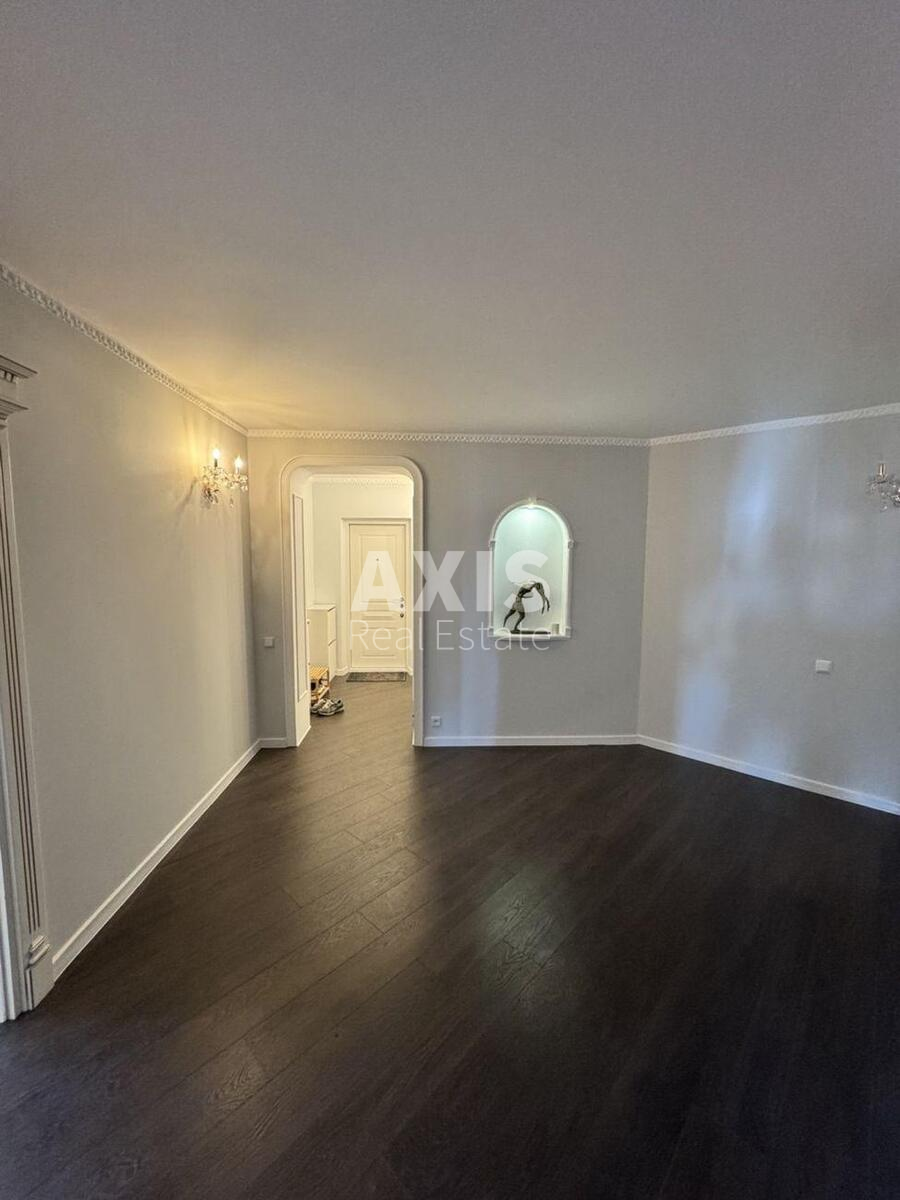 4k apartment vul. Dragomanova 175