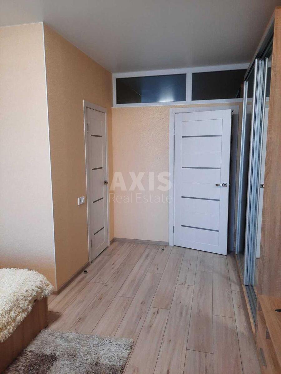 1k apartment vul. Kirovograds'ka 702